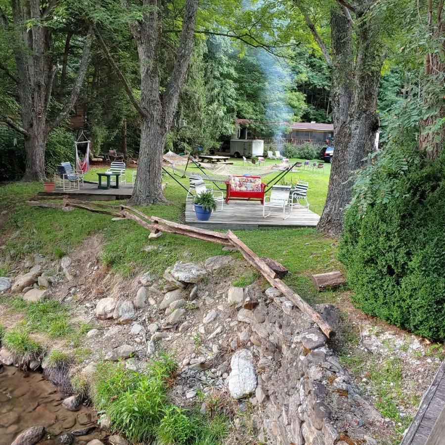 Rolling Brook 2* Maggie Valley